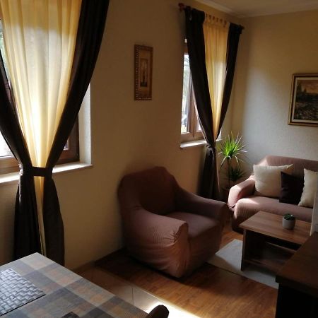 Christian Appartement Mali Lošinj Buitenkant foto