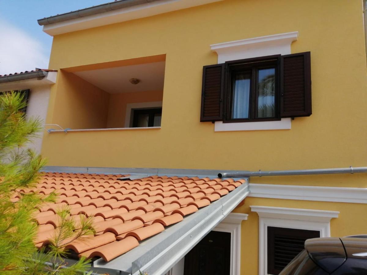 Christian Appartement Mali Lošinj Buitenkant foto